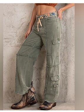 POL Olive Green Patchwork Cargo pants, size Large, GUC